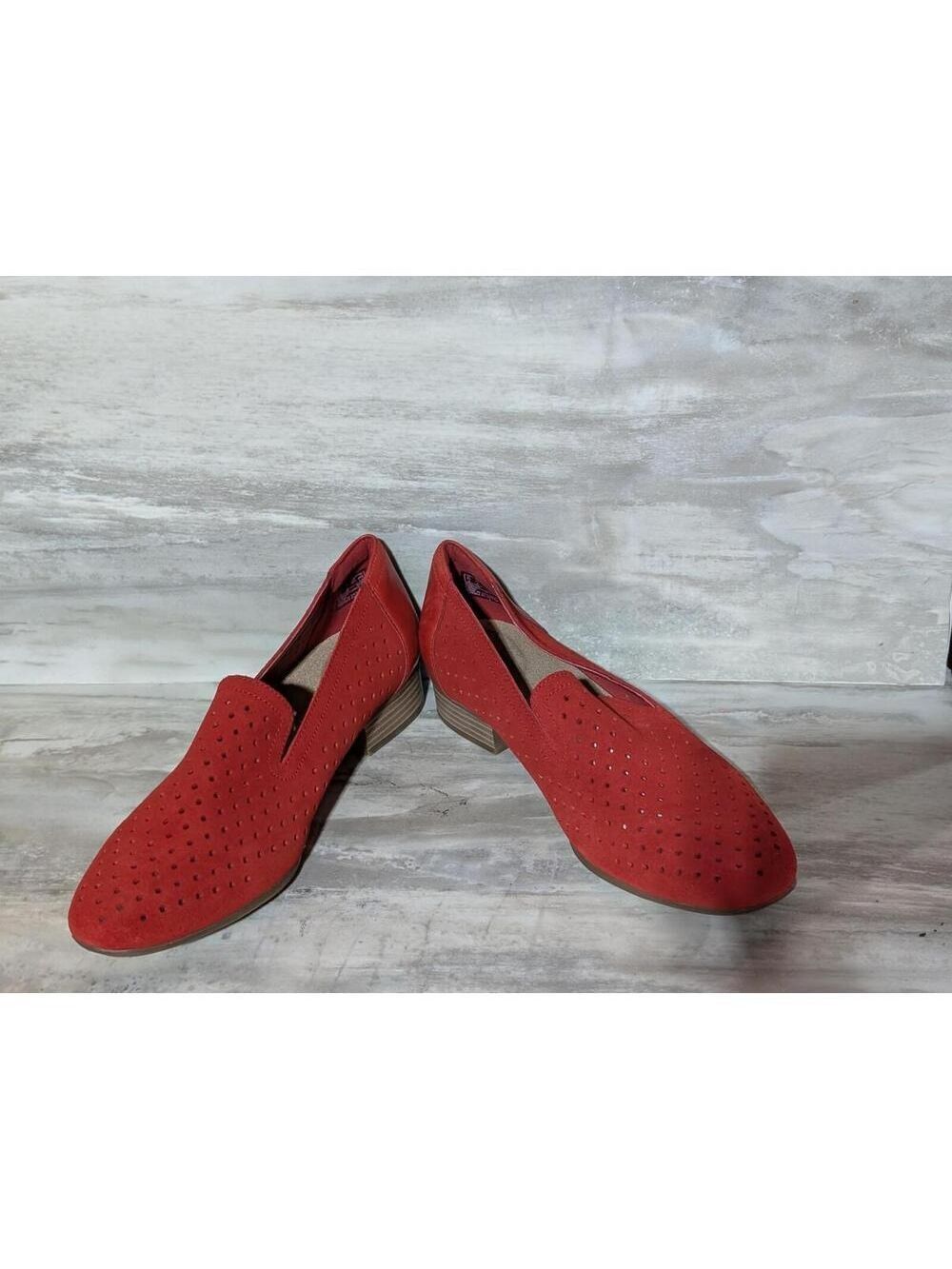 Clarks Red Perforated Suede Low Heel Perforated Upper Loafers Sz 11M